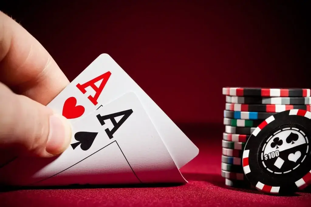How to Win at Russian Poker Online?